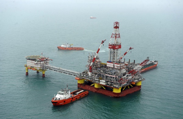 Giá xăng dầu hôm nay 27/12: Khởi động chu kỳ tăng mới
