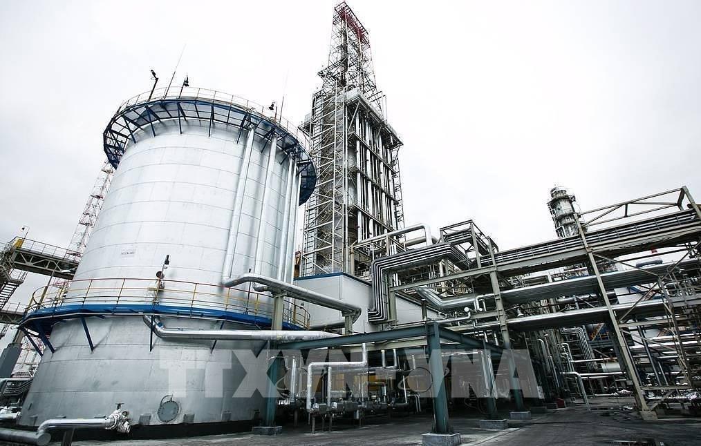 Giá dầu thế giới đảo chiều tăng hơn 4%